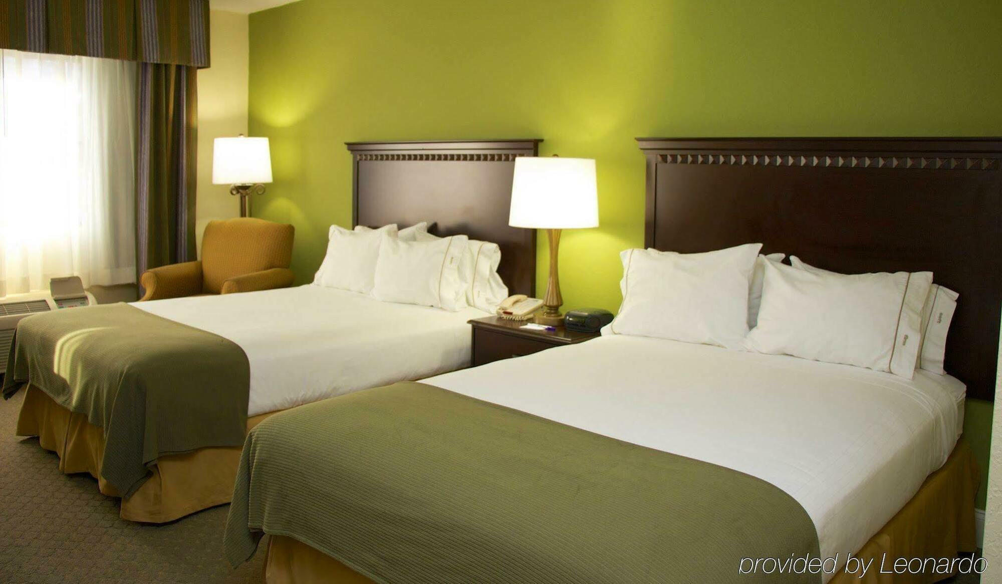 Holiday Inn Express Athens - University Area By Ihg Exterior photo